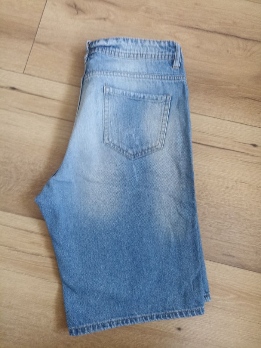 Spodenki jeansowe