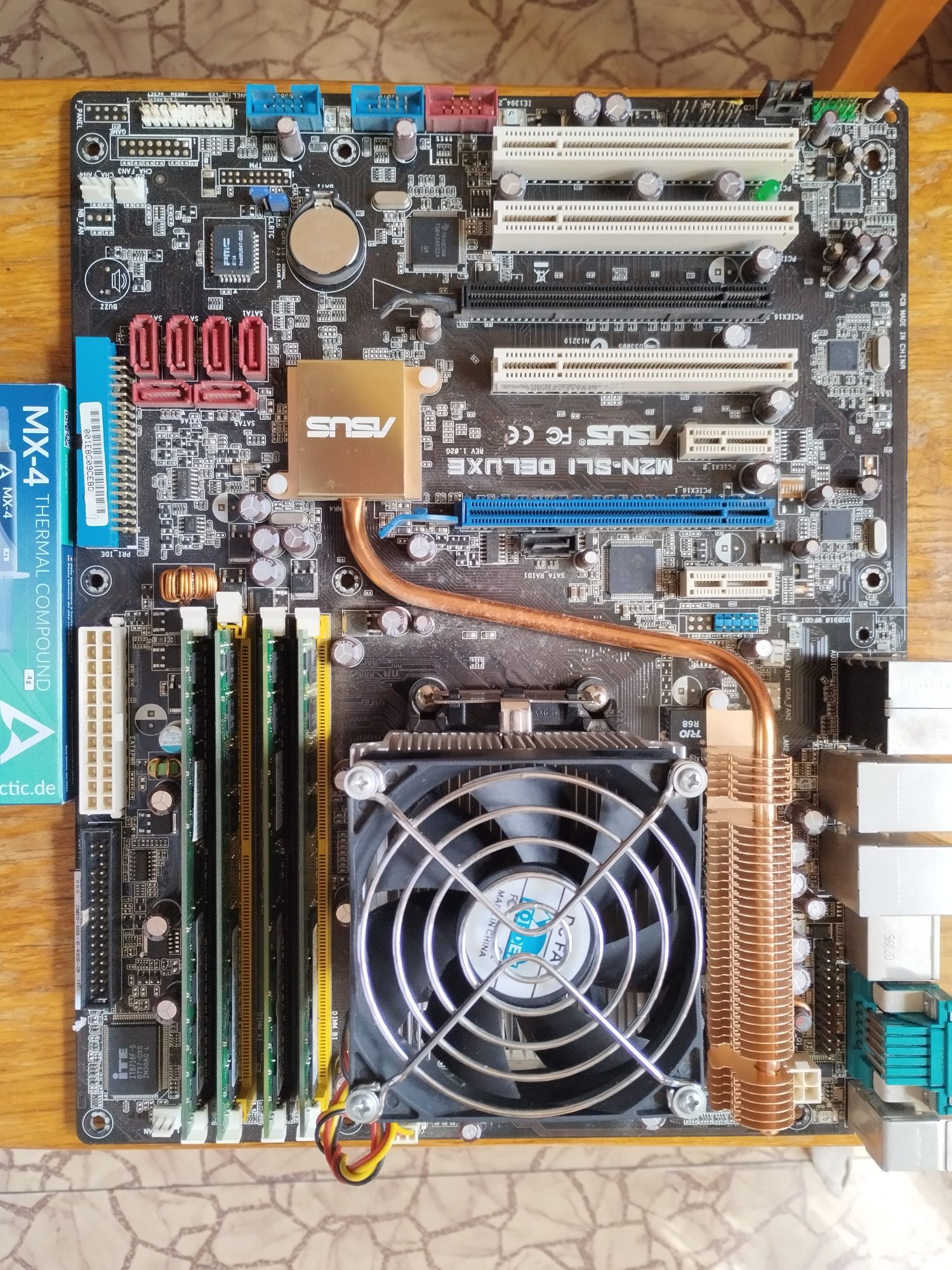 AMD Athlon 64 X2 5000+ и nForce 570-SLI ASUS M2N-SLI Deluxe ATX