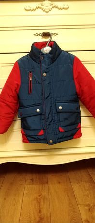 Зимняя куртка на мальчика 3-4 лет