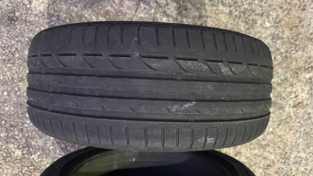 Pneus Bridgestone RFT 255/40/R18