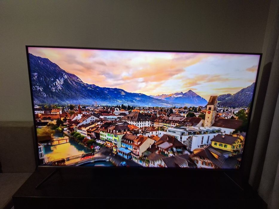 Telewizor Android 50 cali 4KUHD HDR Qled DVB-T 2 hevc