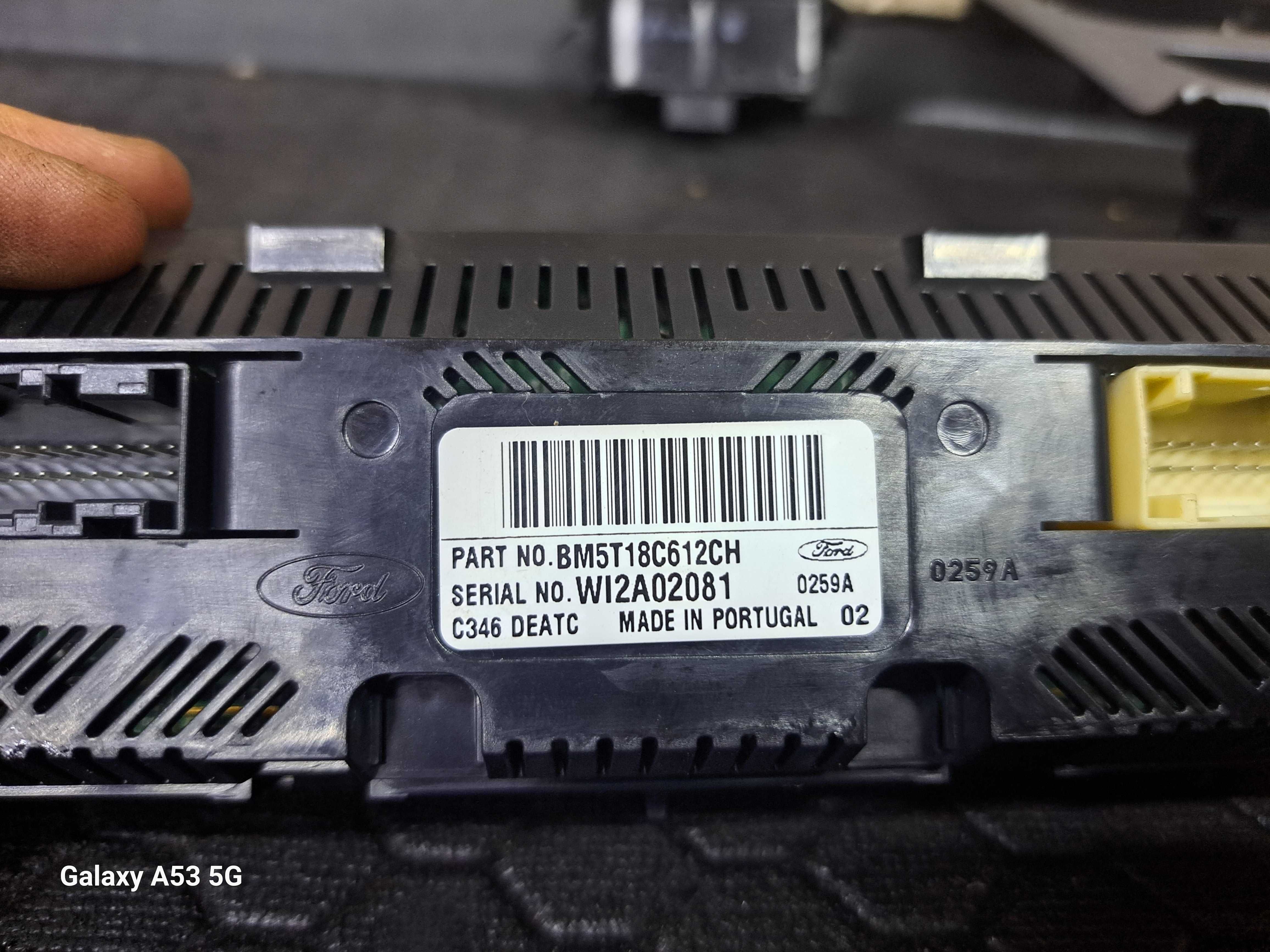 Panel klimatyzacji, obudowa, przyciski Ford Focus Mk3