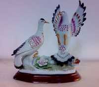 Estatueta casal de aves