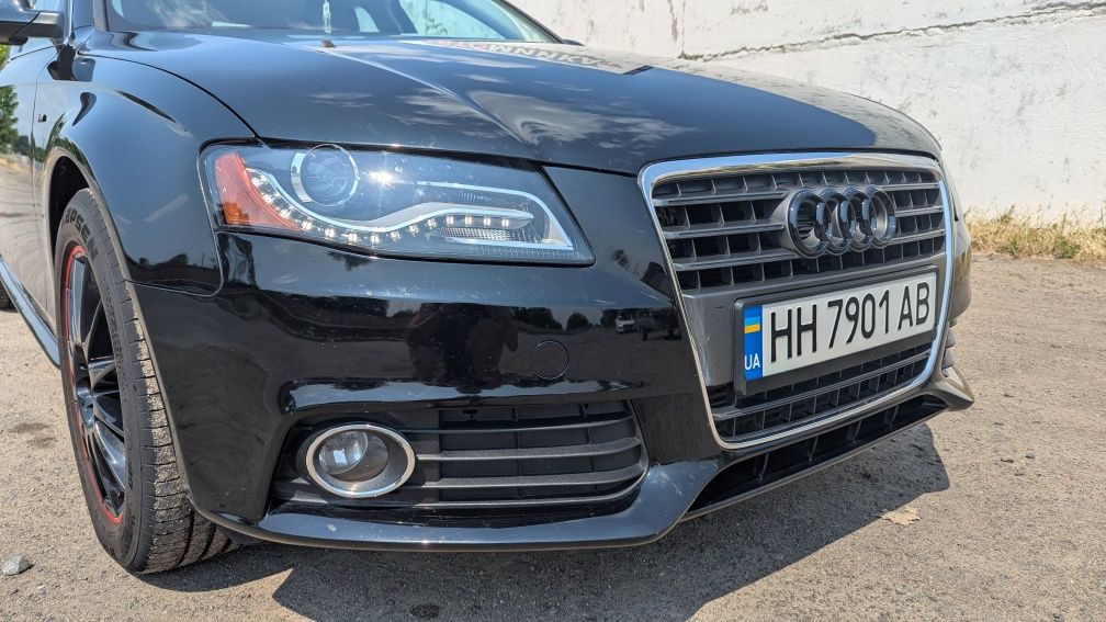 Ауди А4 , кузов B8, premium plus, s-line