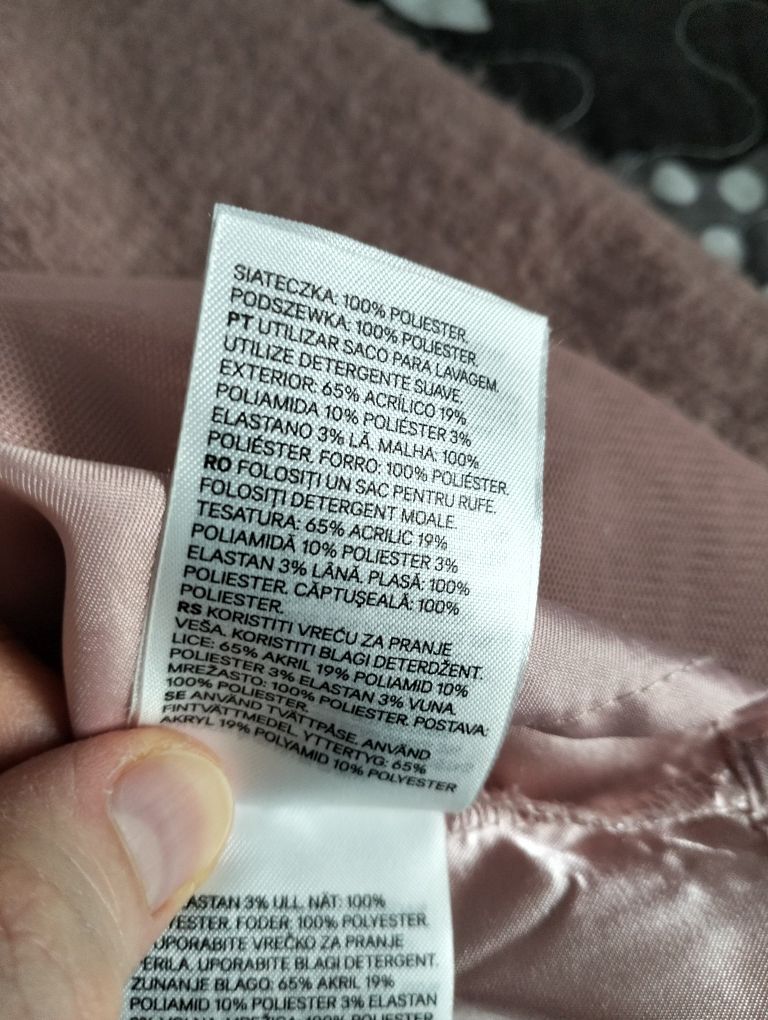 H&M śliczna sukienka, pudrowy róż, sweterkowa, mieniąca,r. 92/104