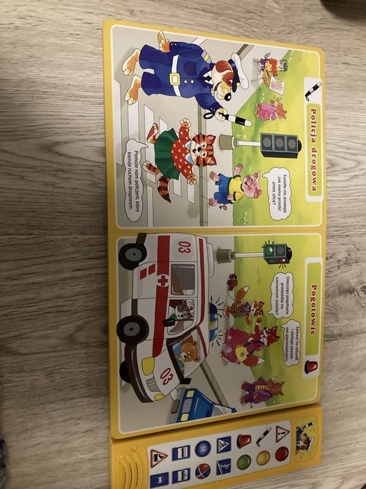 Czerwone żółte zielone książeczka dźwiękowa zasady ruchu drogowego