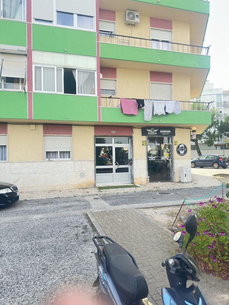 Aluga se quarto para mulheres