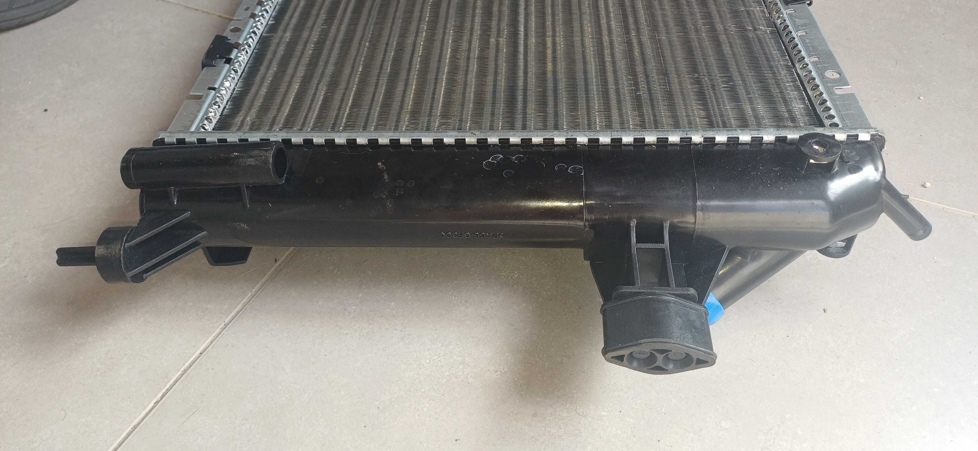 Radiador NRF completamente novo