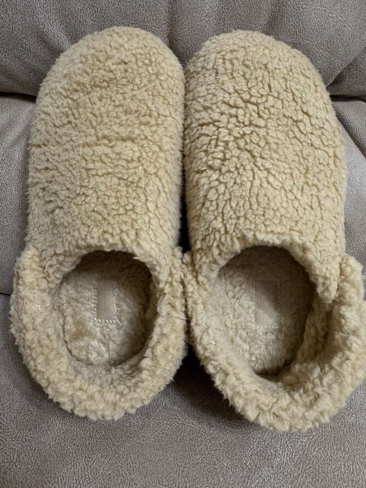 Тапочки Crocs Classic Cozzy Slipper