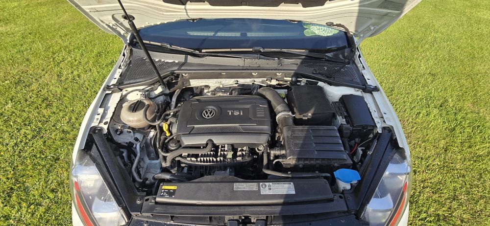 Sprzedam Golf 7 gti 2015r (usa) 280hp manual