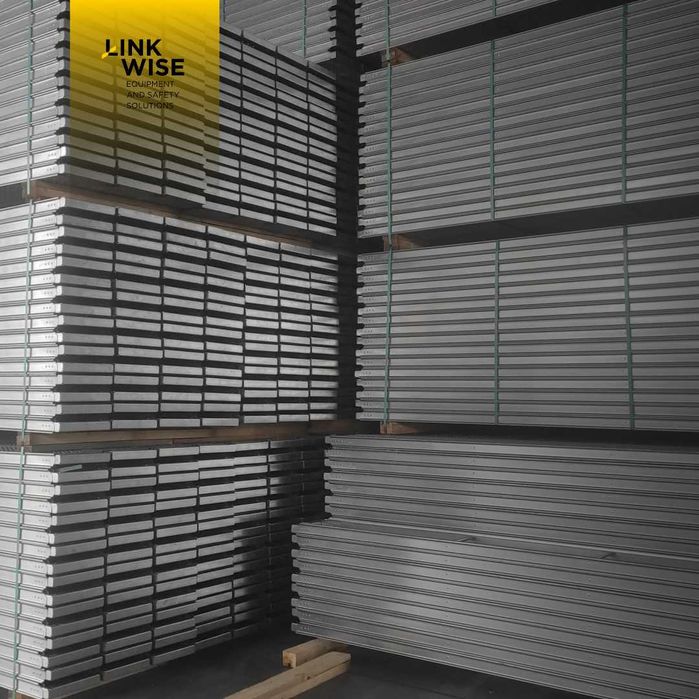 Rusztowania elewacyjne plettac - zestaw pow. rob. 126 m2/wys. rob. 6m