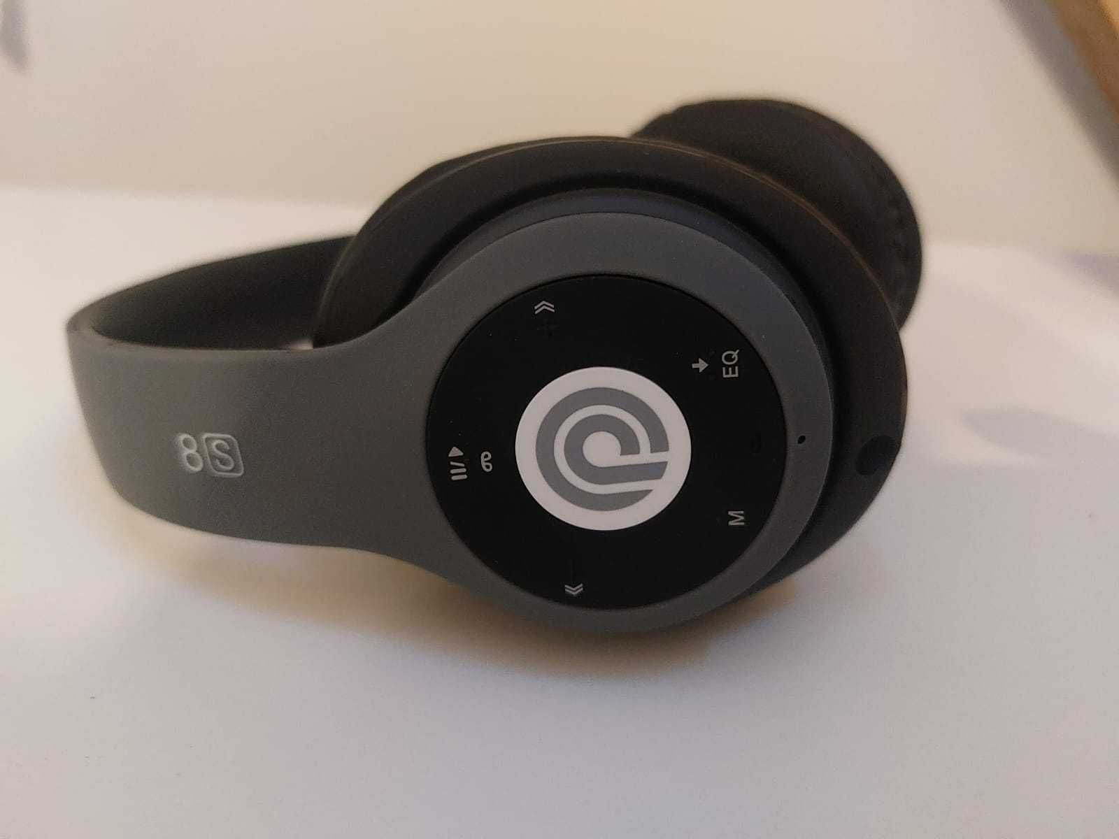 Słuchawki bezprzewodowe nauszne S8