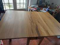 Mesa de carvalho