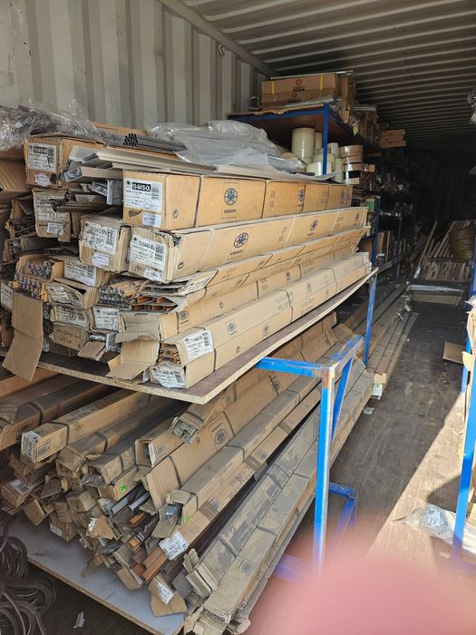 Syndyk sprzeda pakiet materiałów stolarskich (10% wartości)