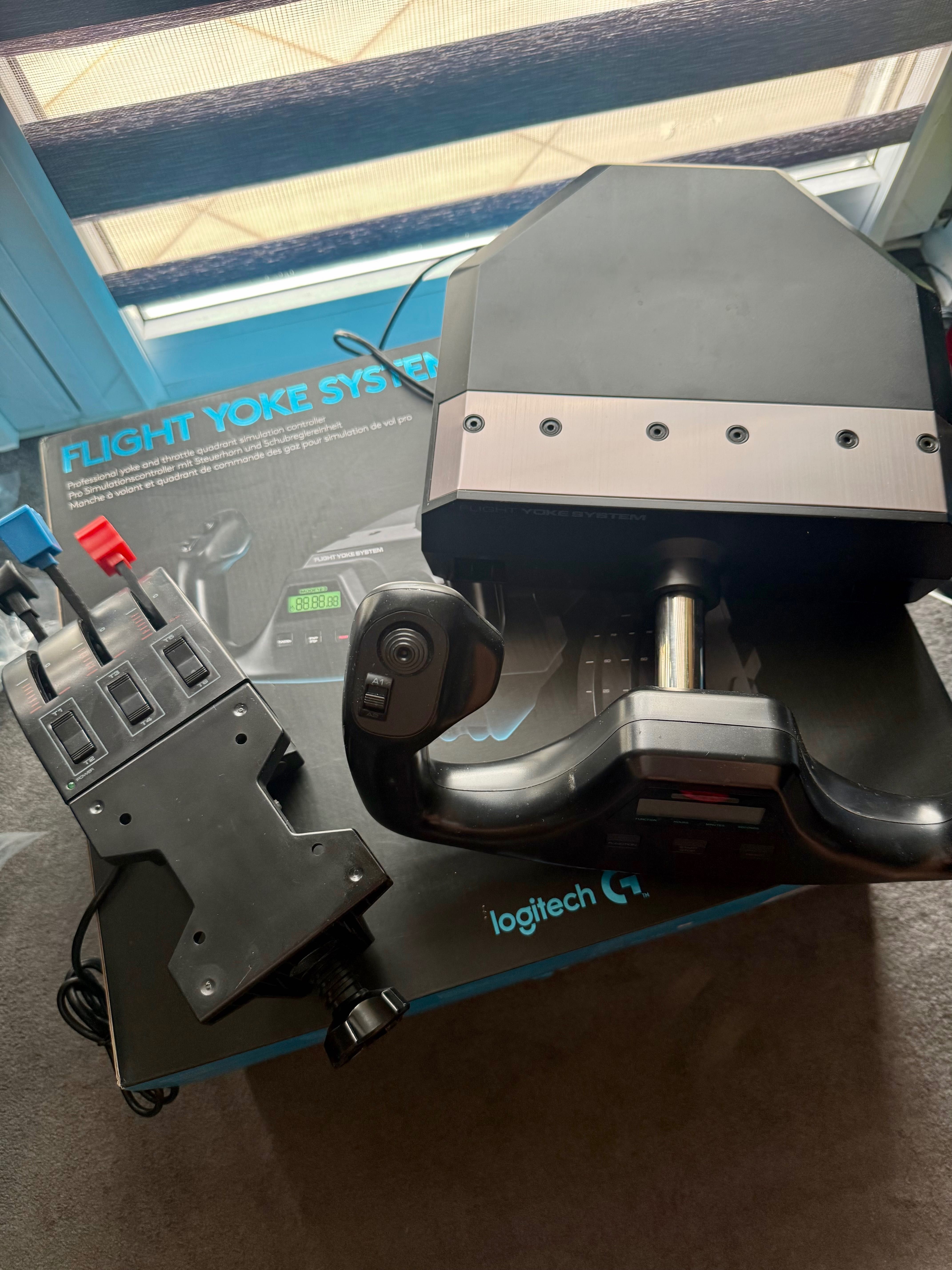 Logitech Flight Yoke System zestaw wolant przepustnica do MS Simulator