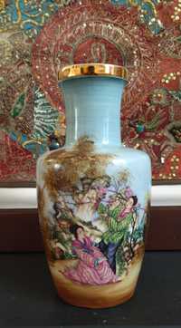 Фарфоровая ваза художественная роспись.