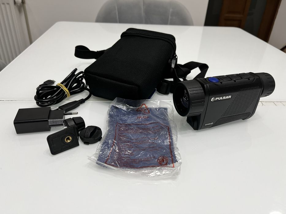 Тепловізор Пульсар Pulsar Axion 2  XQ35PRO