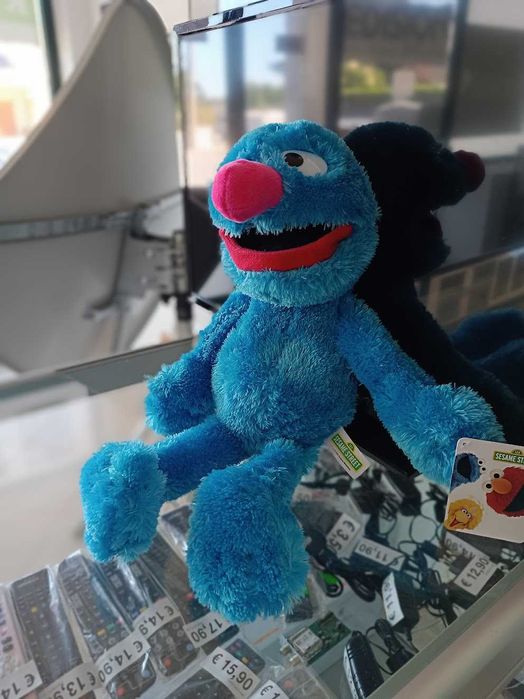 Novidade:Peluche Rua Sésamo Gualter 42cm