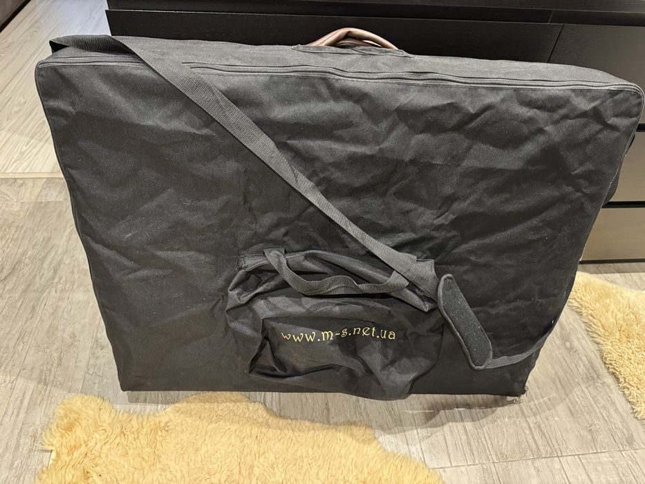 Складний масажний стіл коричневий в ідеалі