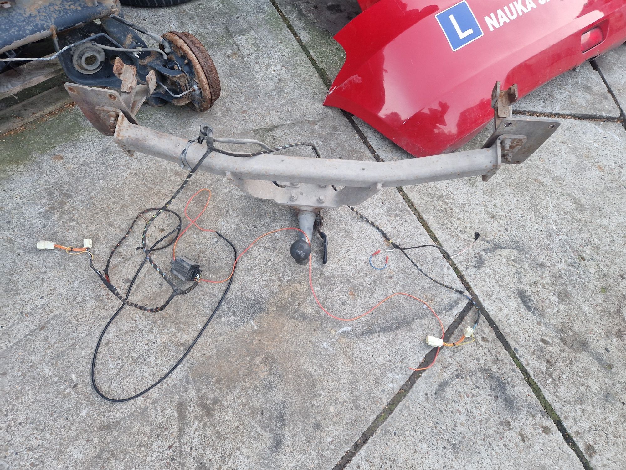 Suzuki swift mk7 hak wpinany moduł