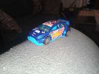 Ford Fiesta hot wheels granatowy