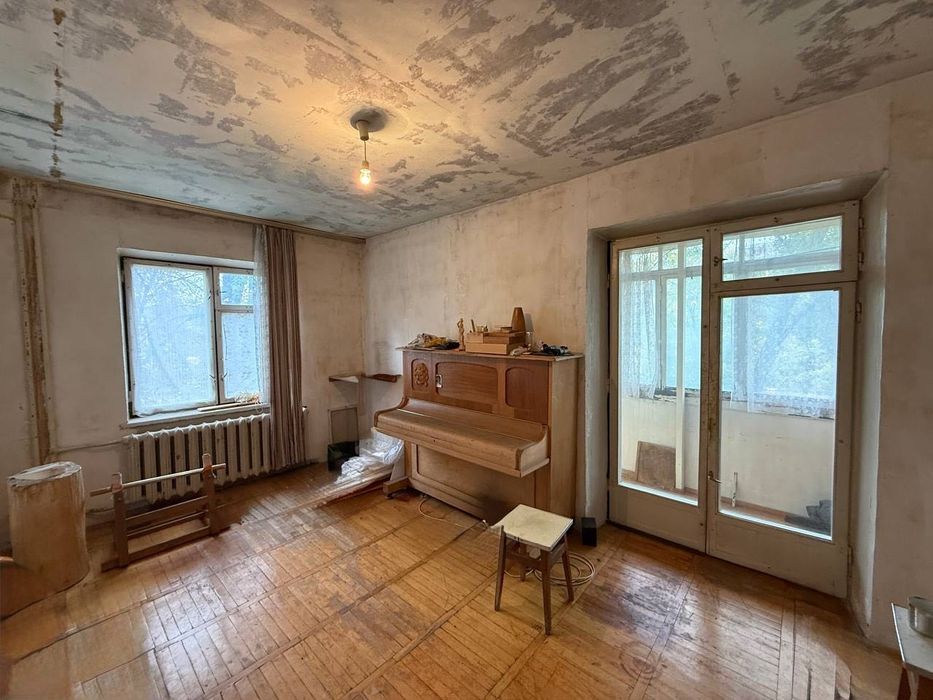 Без Комісії. Київ. Зодчих. Продаж 2х квартири з Балконами.