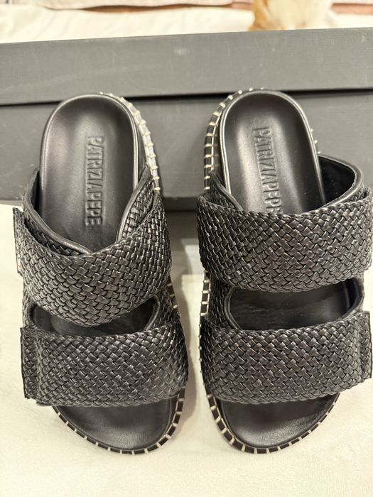 Damskie klapki Patrizia Pepe, nowe, rozmiar 39