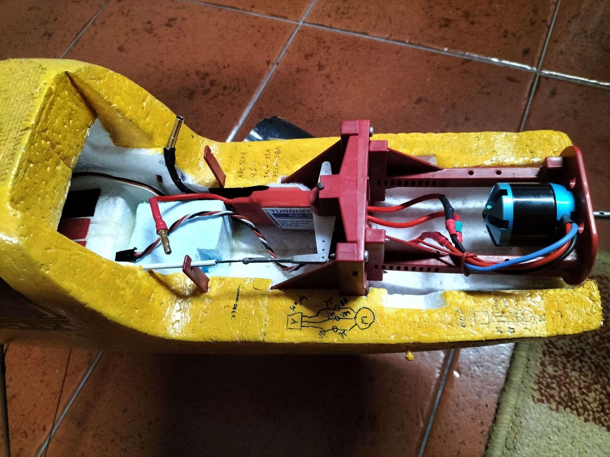 Avião RC Magister Multiplex