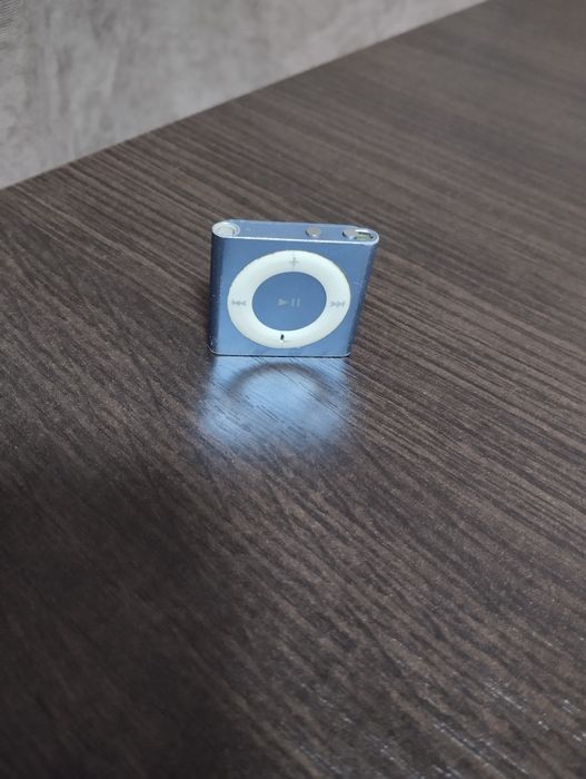 Apple iPod Shuffle 4-го поколения