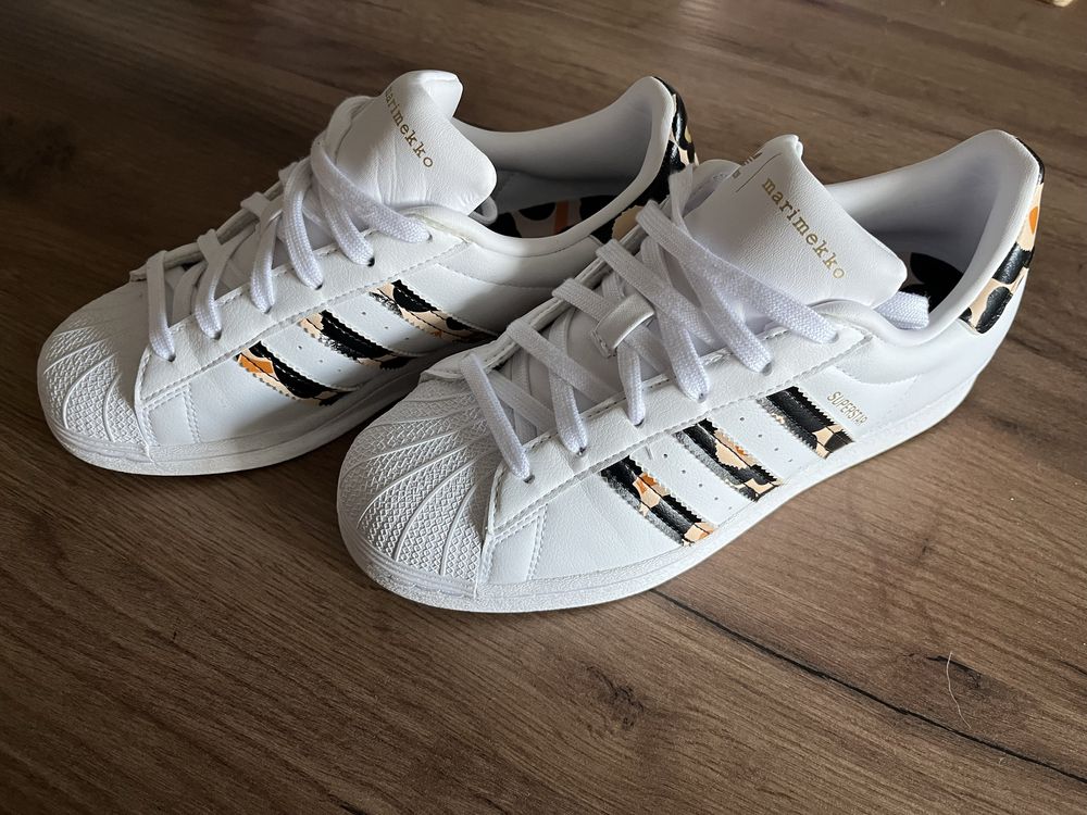 Superstar H04076