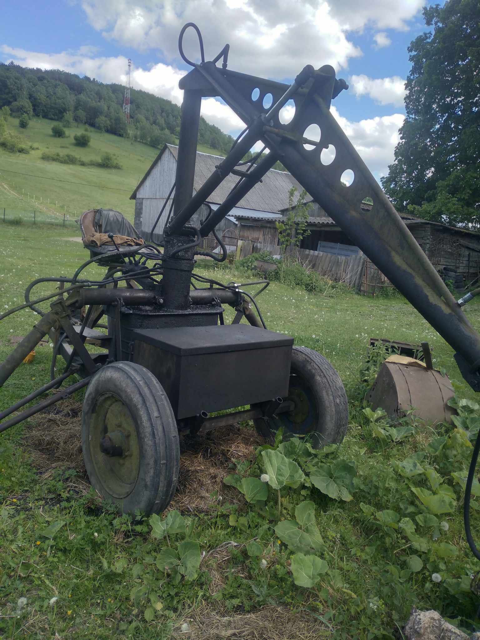 Ładowacz do ciągnika czeski