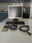 Monitor+klawiatura+kable