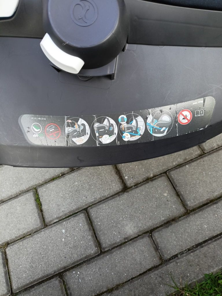 Fotelik nosidełko dla niemowląt Cybex Aton M z bazą
