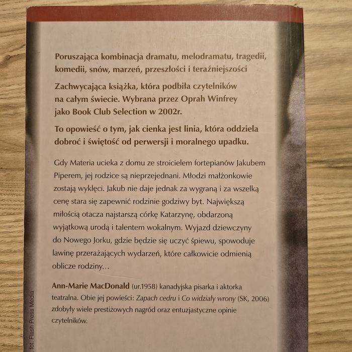 Książka Zapach cedru Ann-Marie MaxDonald