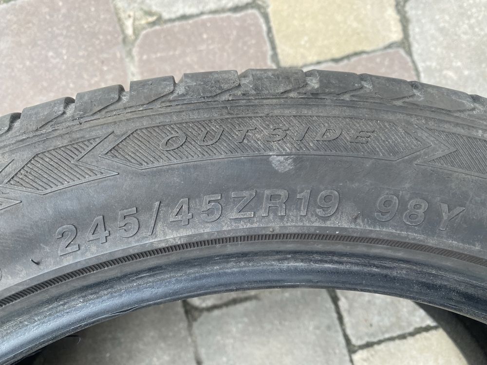 Шини Sailun Atrezzo 245/45 r19 пара 2021 року