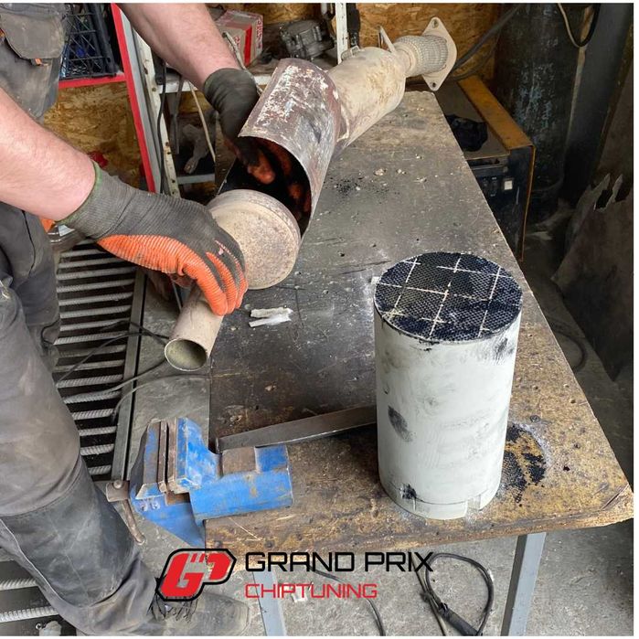 Чистка (мийка), заміна або видалення сажового фільтра та каталізатора.