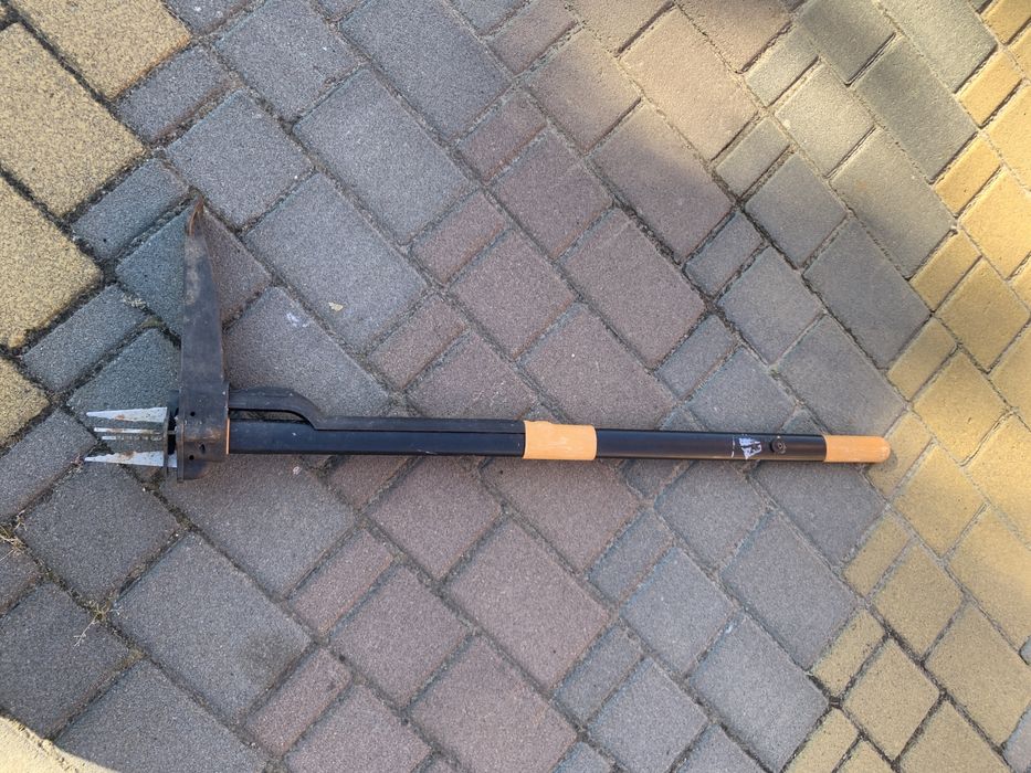 Удалитель,экстрактор сорняков садовый Fiskars