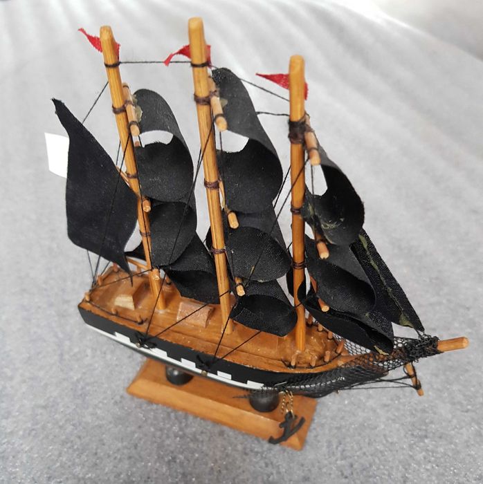 [71s] model okrętu pirackiego