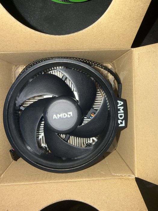 Продаю куллер для процессора