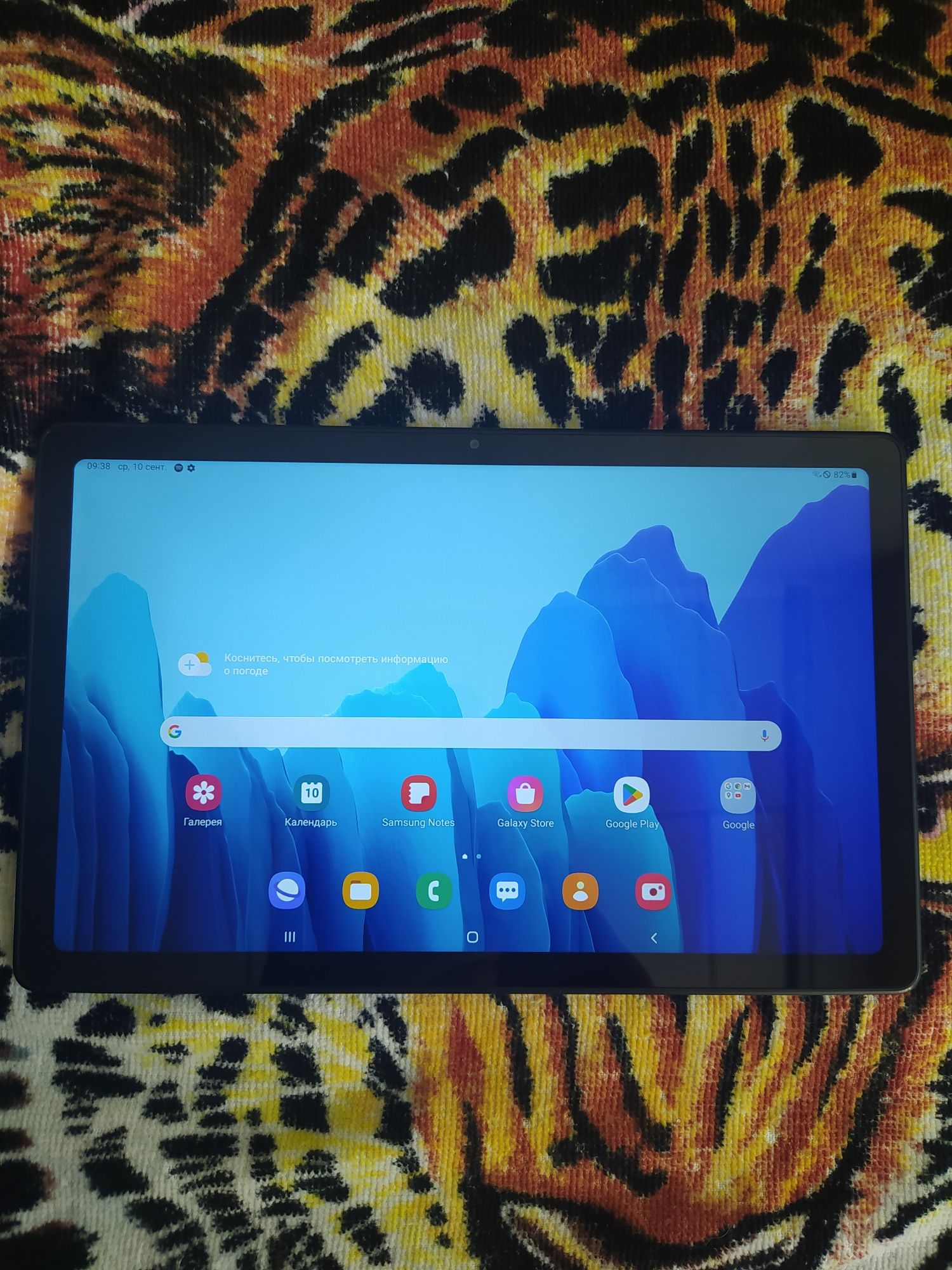 Планшет Samsung galaxy tab a7 32 GB WiFi -LTE стан як новий.