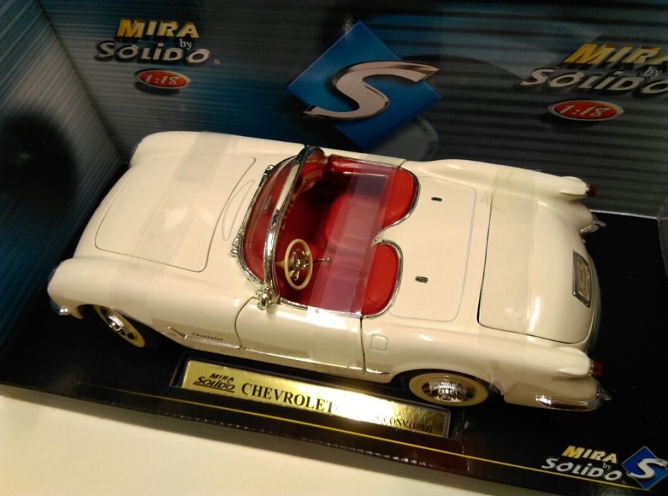 model Chevrolet Corvette C1 1953 piękny skala 1:18