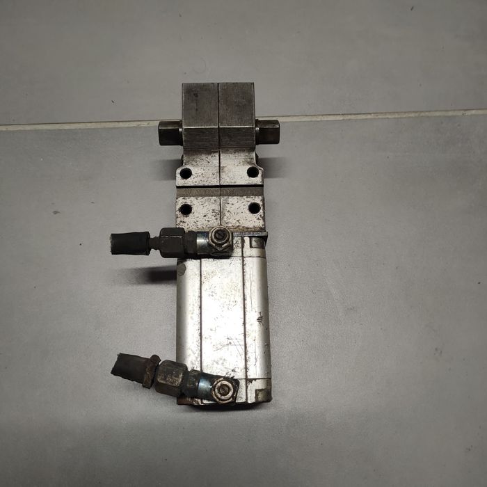 Siłownik pneumatyczny obrotowy 90 stopni, Festo, zasuwa, klapa, zawór