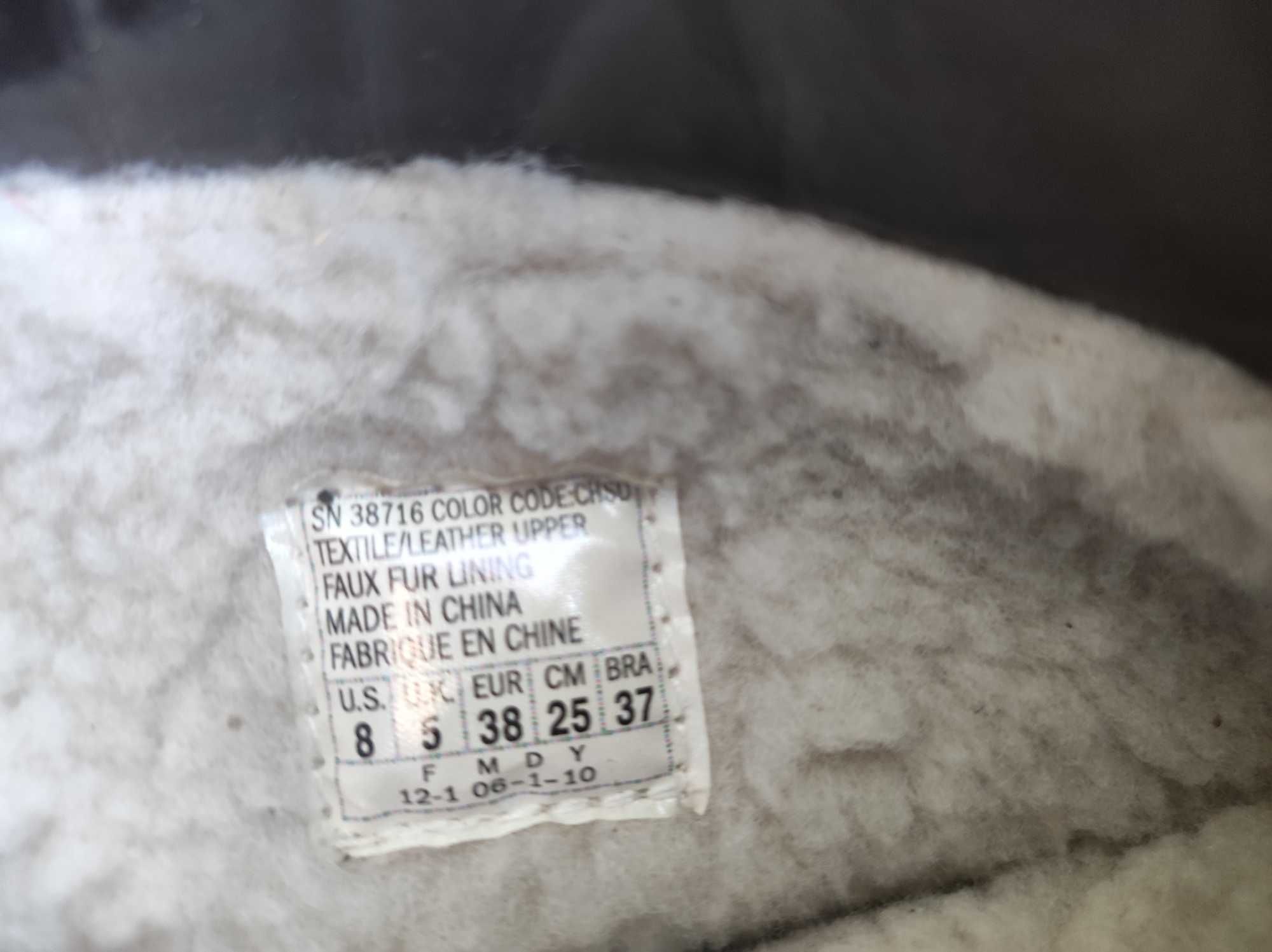 - Skechers - Śniegowce r. 38