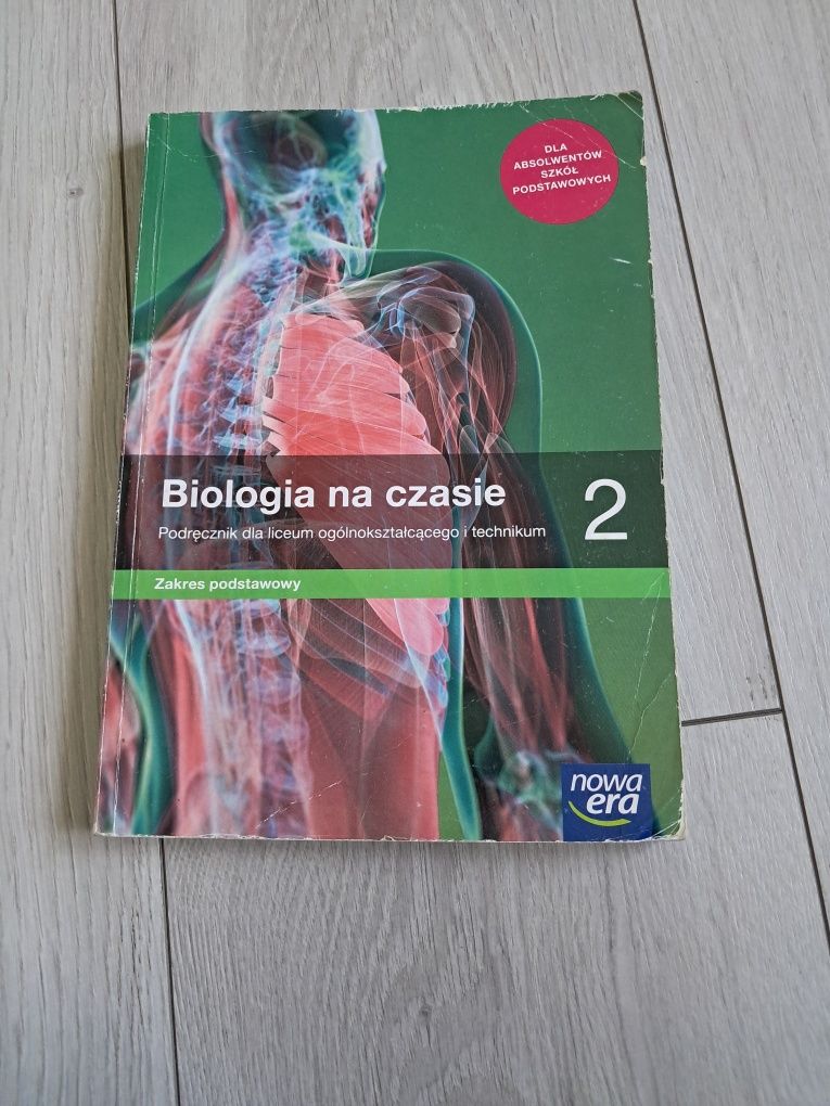 Sprzedam książkę do biologii zakres podstawowy klasa 2 nowa era