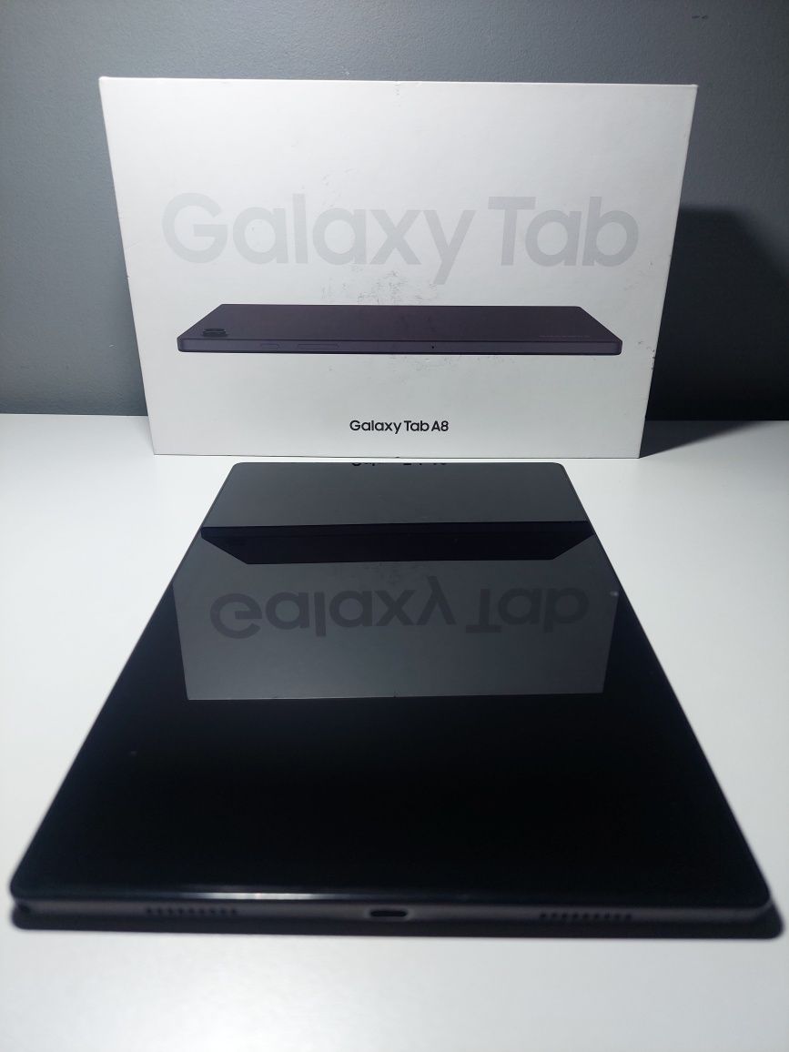 Tablet samsung Galaxy na gwarancji + nowe solidne etui