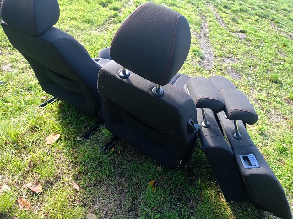 Seat Ibiza FR 2010 rok fotele