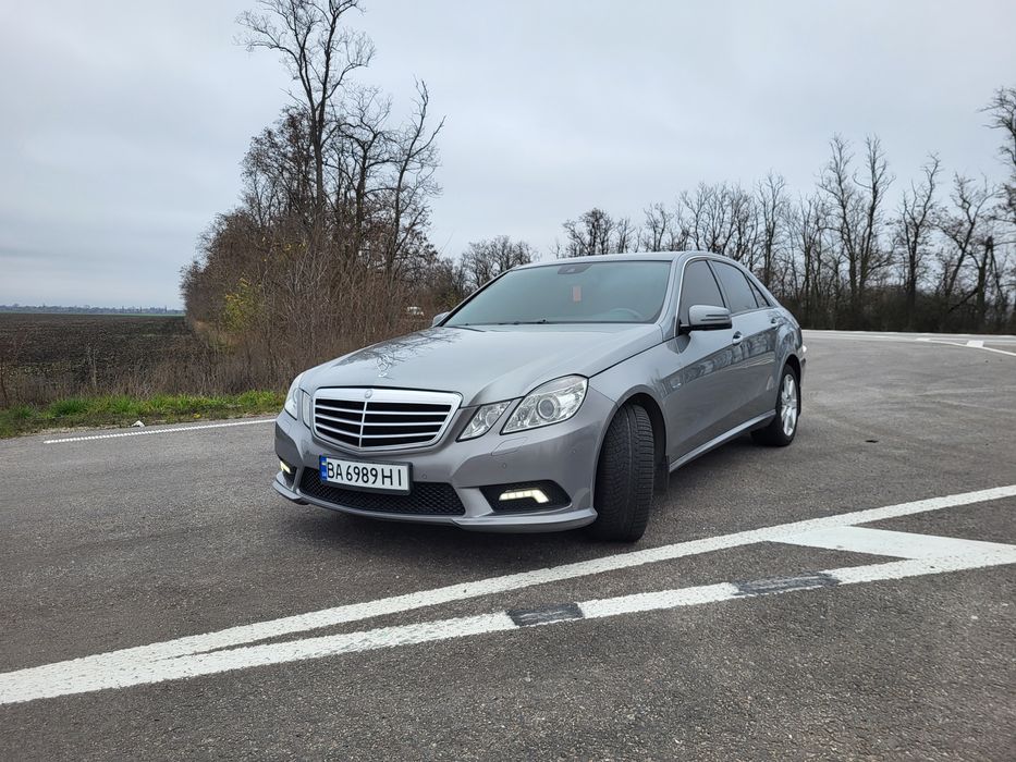 Mercedes- benz Е200
