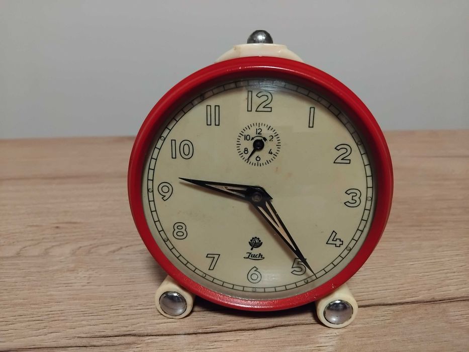 Zuch  budzik polski zegar ponad 50 letni sprawny