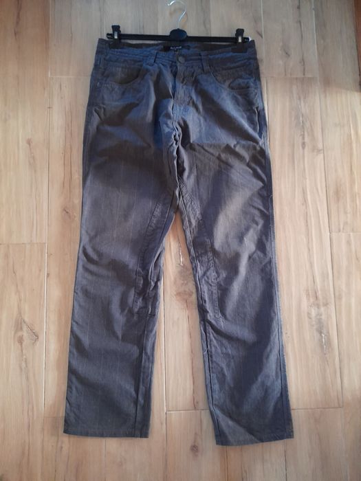 Spodnie męskie w kratkę Reserved L