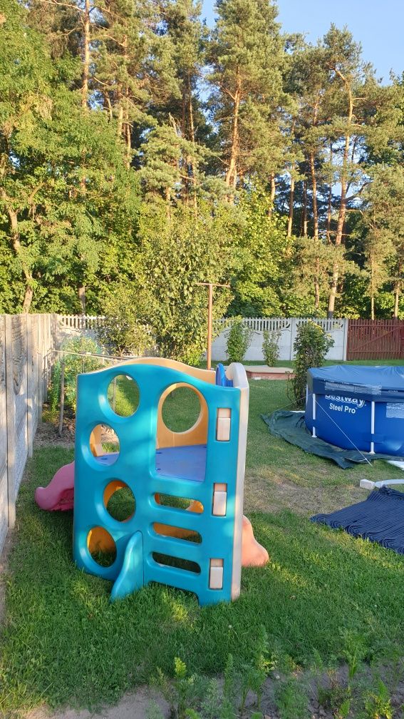 Zjeżdżalnia ogrodowa Little tikes